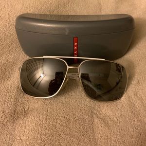 Prada sunglasses 😎